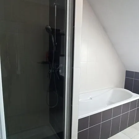 منزل للإقامة Croix Georgette D'hote لو مان